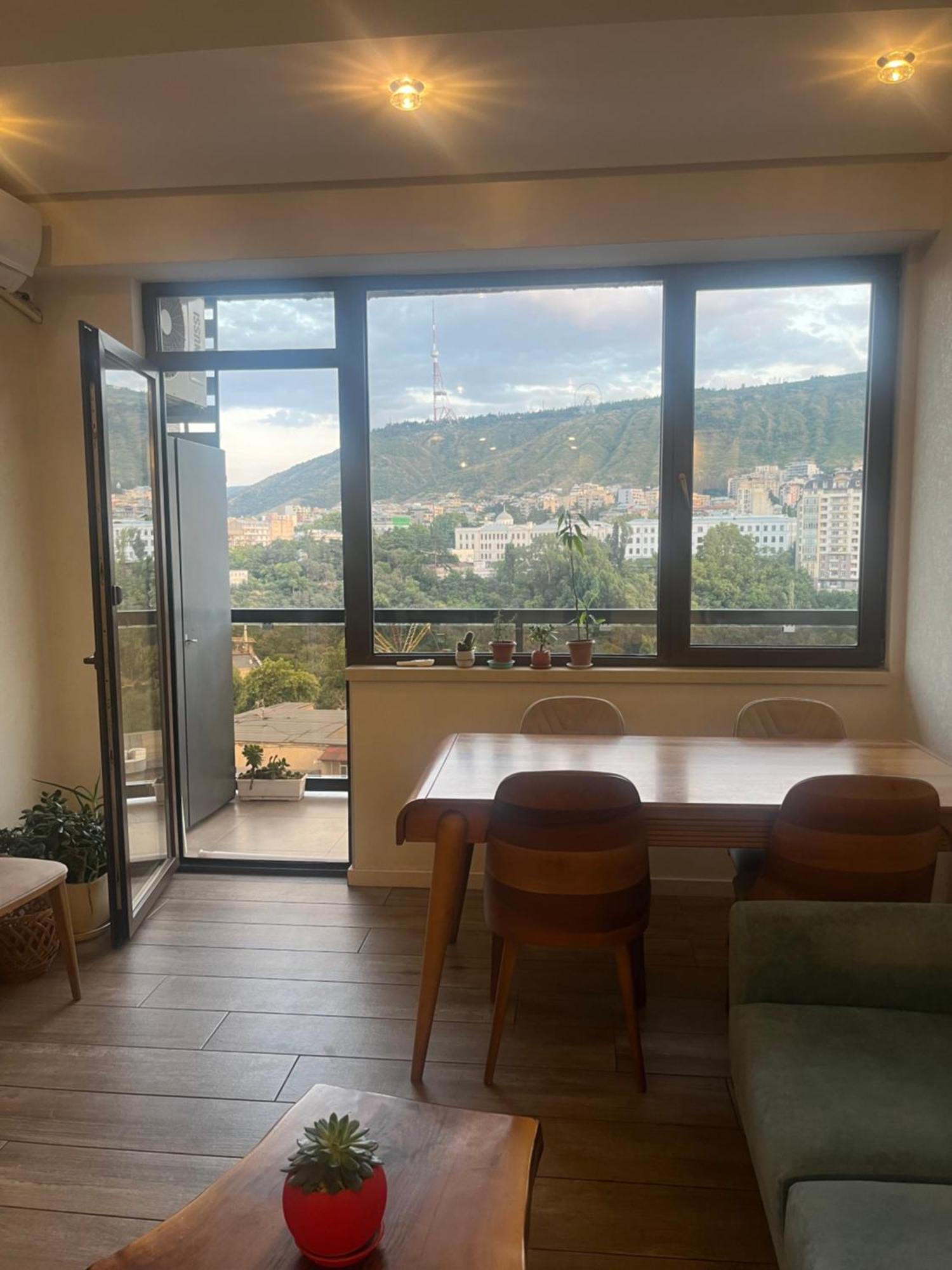Panorama Khiliani Daire Tiflis Dış mekan fotoğraf