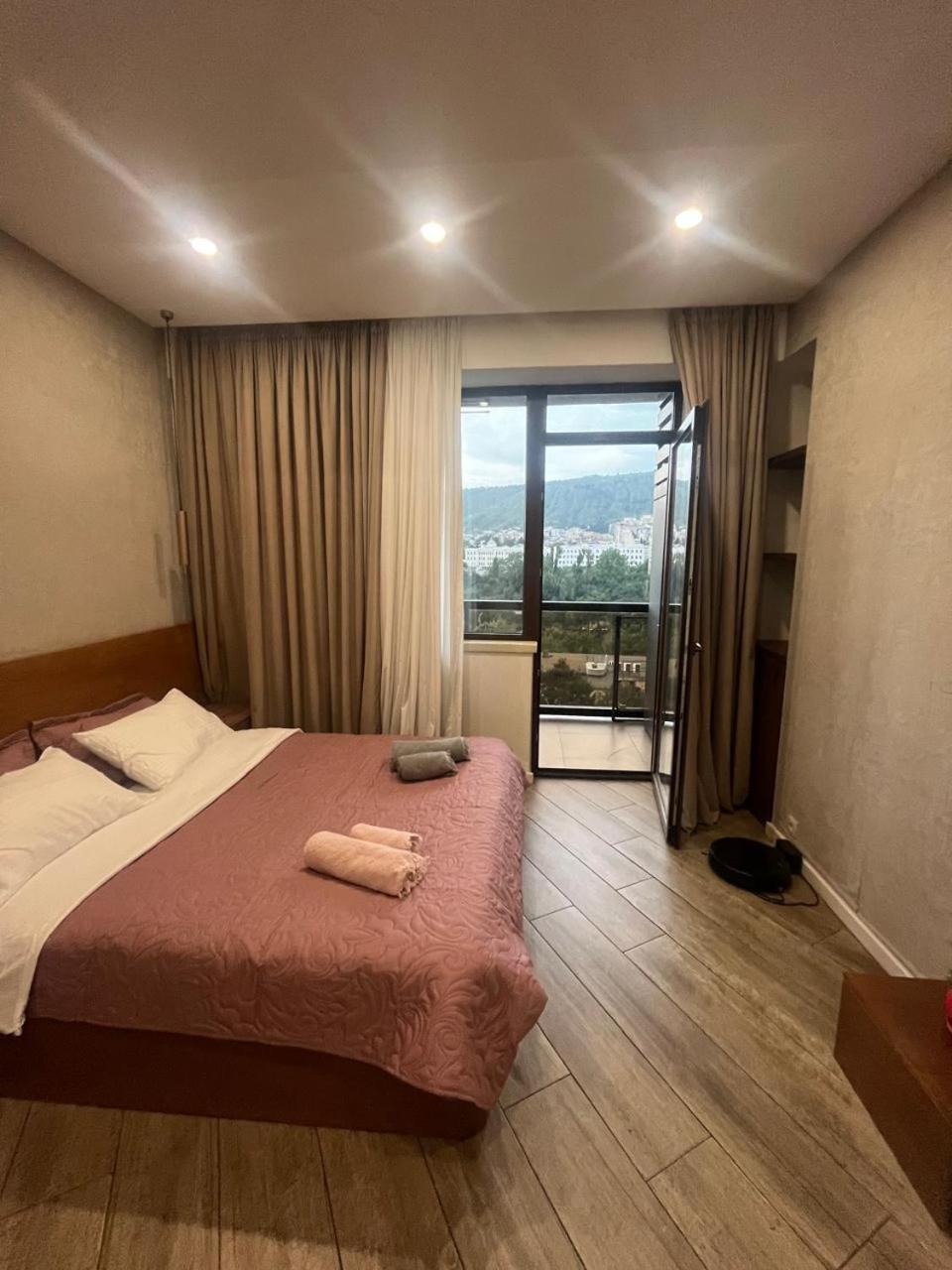 Panorama Khiliani Daire Tiflis Dış mekan fotoğraf